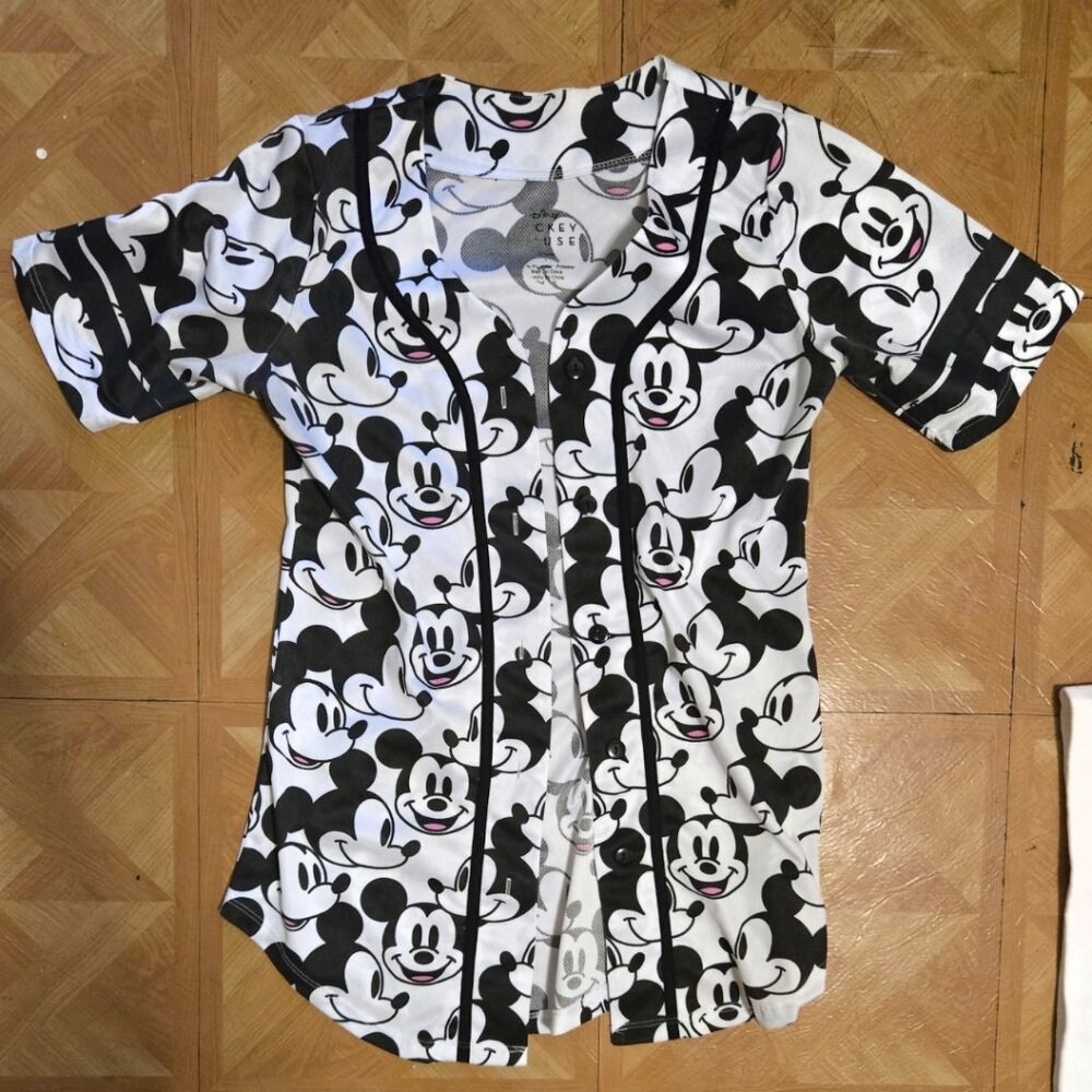 disney mickey mouse baseball jersey small